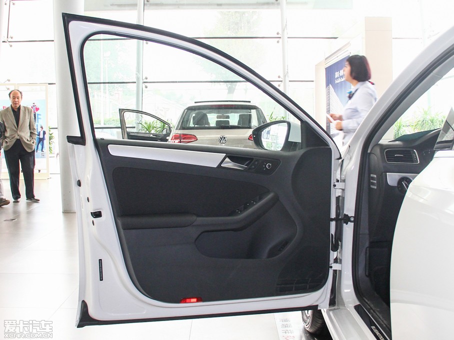 2014v Ŀ 1.4TSI {(ln)(q)