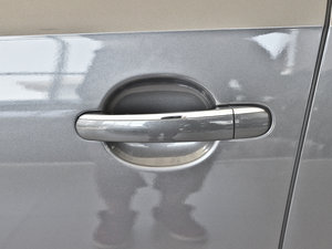 2014款1.6L 自动舒适型 主驾门拉手