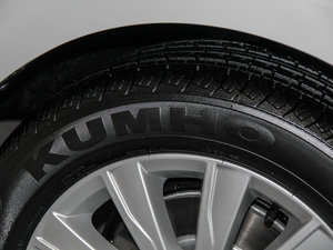 2014款1.6L 手动舒适型 轮胎品牌