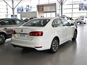 2014款1.4TSI 蓝驱型 整体外观