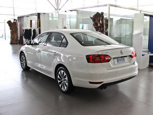 2014款1.4TSI 蓝驱型 整体外观