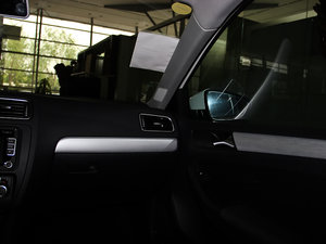 2014款1.4TSI 蓝驱型 中控区