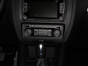 2014款1.4TSI 蓝驱型 中控区