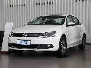 2014款1.8TSI 自动旗舰型 左前45度