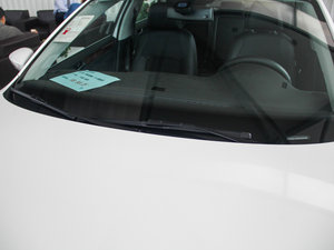 2014款1.8TSI 自动旗舰型 雨刷