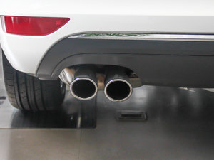 2014款1.8TSI 自动旗舰型 排气管
