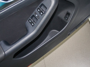 20141.8TSI ԄŞ ǰTg