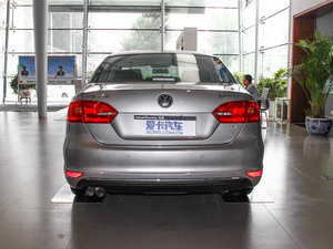 2014款1.4TSI 自动豪华型 正后	