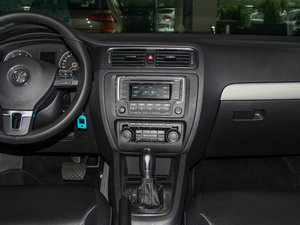 2014款1.4TSI 自动豪华型 中控台