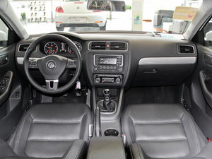 2014款改款 1.4TSI 手动豪华型 内饰全景