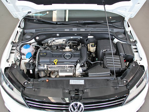 2014款改款 1.4TSI 手动豪华型 发动机