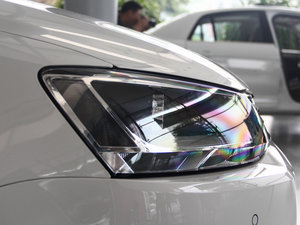 2014Ŀ 1.8TSI ԄŞ ^