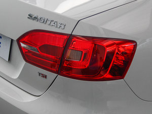 2014Ŀ 1.8TSI Ԅ(dng)Ş (x)(ji)^