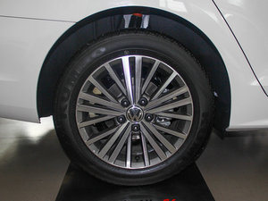 2014Ŀ 1.8TSI ԄŞ ^