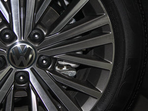 2014Ŀ 1.8TSI ԄŞ ^