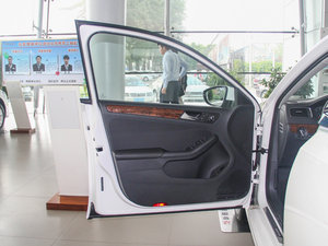 2014款改款 1.8TSI 自动旗舰型 驾驶位车门