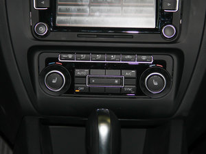 2014Ŀ 1.8TSI ԄŞ п؅^