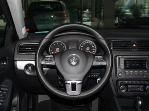 2014款改款 1.4TSI 自动豪华型 方向盘