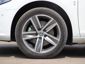 2015款2.0TSI 至尊型 轮圈