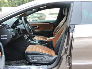 2015款2.0TSI 至尊型 前排空间