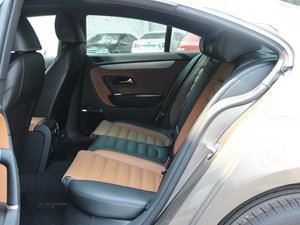 2015款2.0TSI 至尊型 后排空间