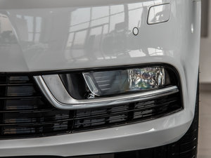 2015款3.0FSI V6 前雾灯