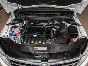 2015款3.0FSI V6 发动机