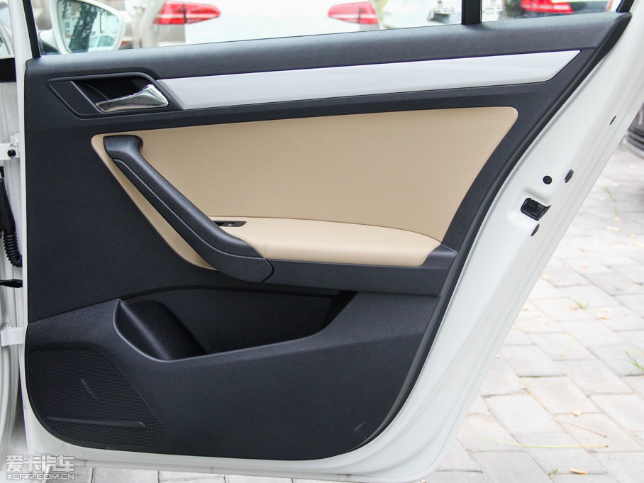 2015_(d) 1.6L Ԅ(dng)m