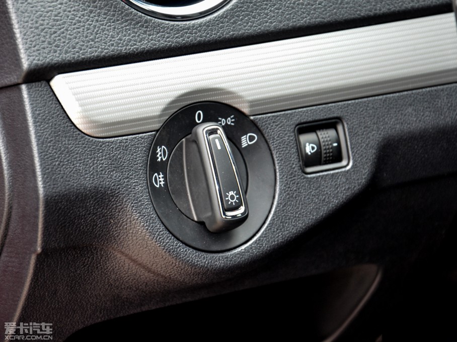 2015����_ 1.4T DSG Sportline