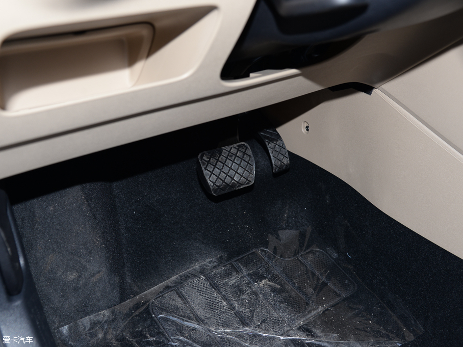 2015����_ �|�ݰ� 1.6L �Ԅ����m��