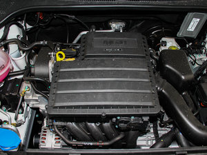 20151.6L Զ 