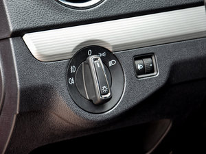 20151.4T DSG Sportline g