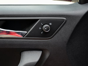 20151.4T DSG Sportline g