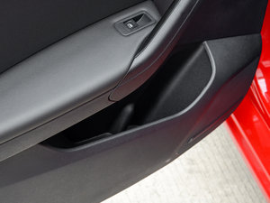 20151.4T DSG Sportline g