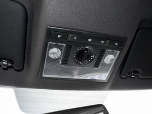 2015款1.4T DSG Sportline 空间座椅