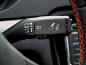 20151.4T DSG Sportline п؅^