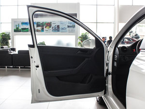 2015|ݰ 1.6L Ԅӕr {λ܇T