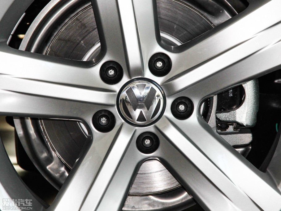 2015���~�v 2.0TSI ���F��