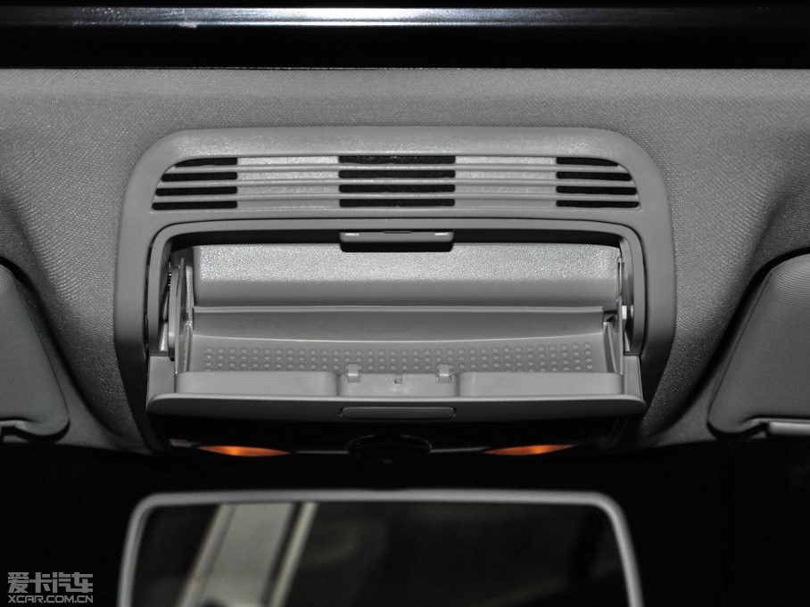 2015���~�v 1.8TSI �I(l��ng)����