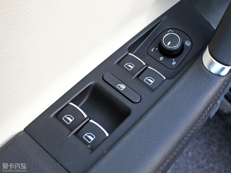 2015���~�v 2.0TSI ��Ş��