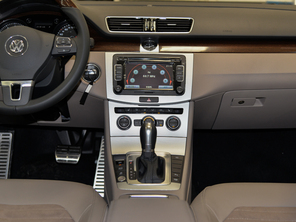 一汽-大眾2015款邁騰