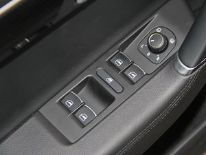 2015款1.8TSI 豪华型 主驾车窗控制区	