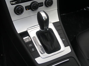 2015款1.8TSI 豪华型 换挡杆