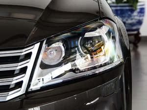 2015款2.0TSI 尊贵型 大灯