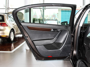 2015款2.0TSI 尊贵型 左后车门
