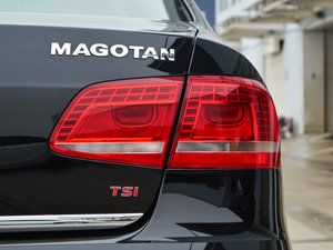 2015款2.0TSI 豪华型 尾灯
