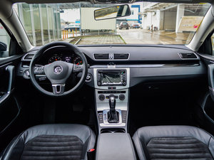 2015款2.0TSI 豪华型 内饰全景