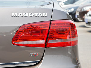 2015款1.8TSI 尊贵型 尾灯
