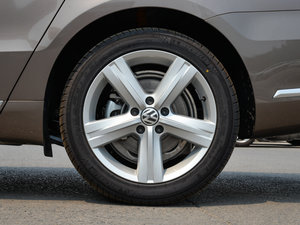 2015款1.8TSI 尊贵型 轮圈