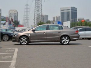 2015款1.8TSI 尊贵型 正侧（左）